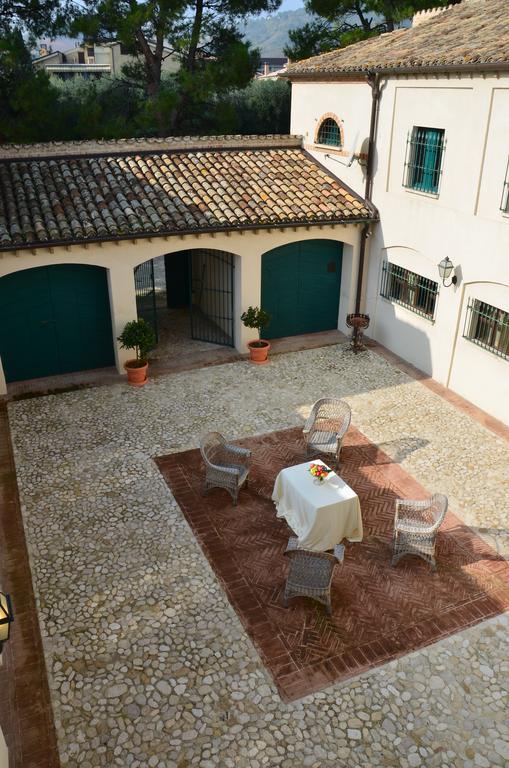 Villa Montanari Rosati Порто-Сан-Джорджо Экстерьер фото
